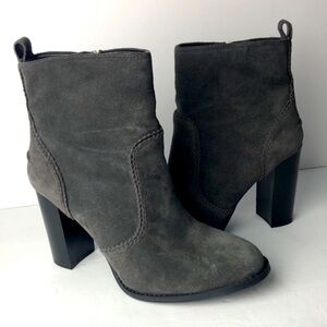 Nine West Quicksand Ankle Boots 6.5